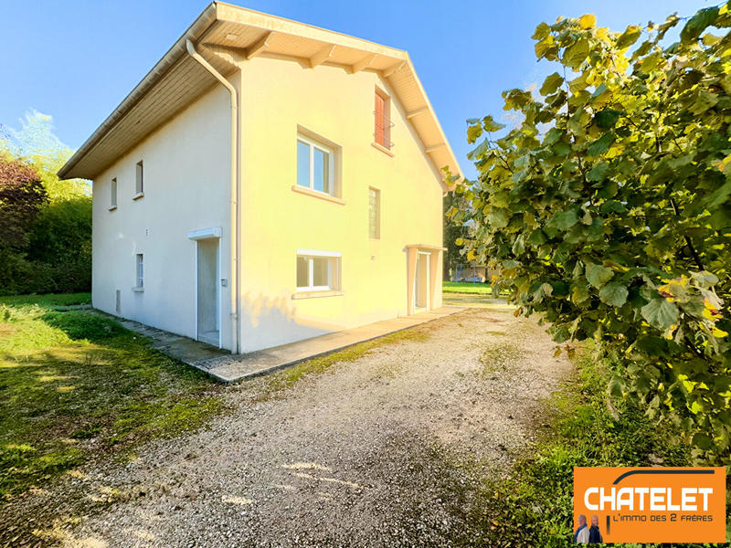 Maison - 163 m² - 7 pièces