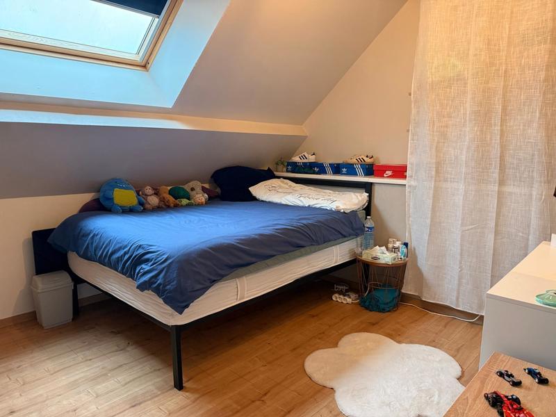 Appartement - 93 m² - 5 pièces