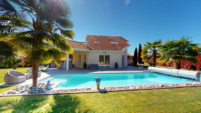 Maison - 145 m² - 7 pièces