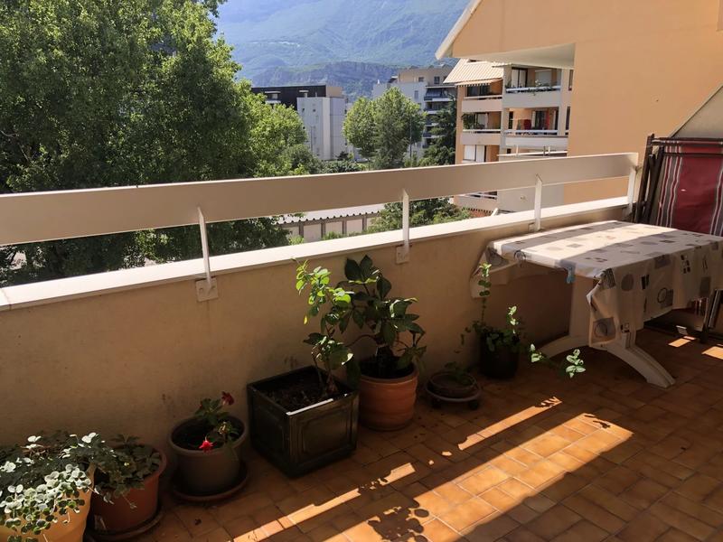 Appartement - 89 m² - 3 pièces