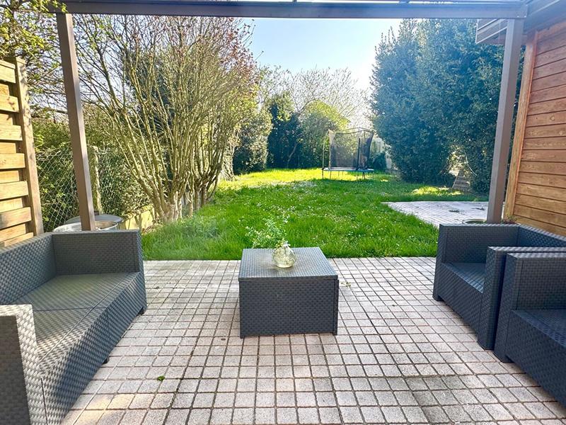 Maison - 90 m² - 5 pièces