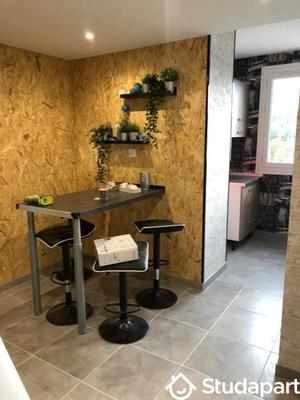 Chambre - 70 m² - 1 pièce