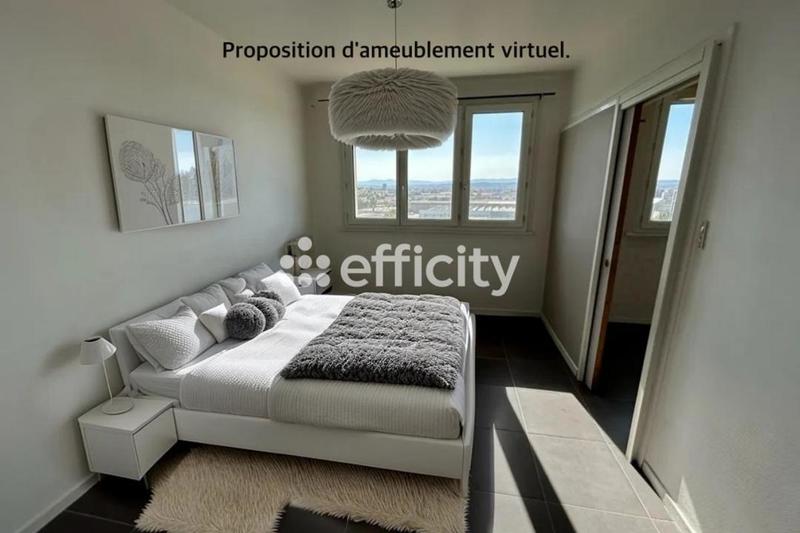 Appartement - 77 m² - 4 pièces