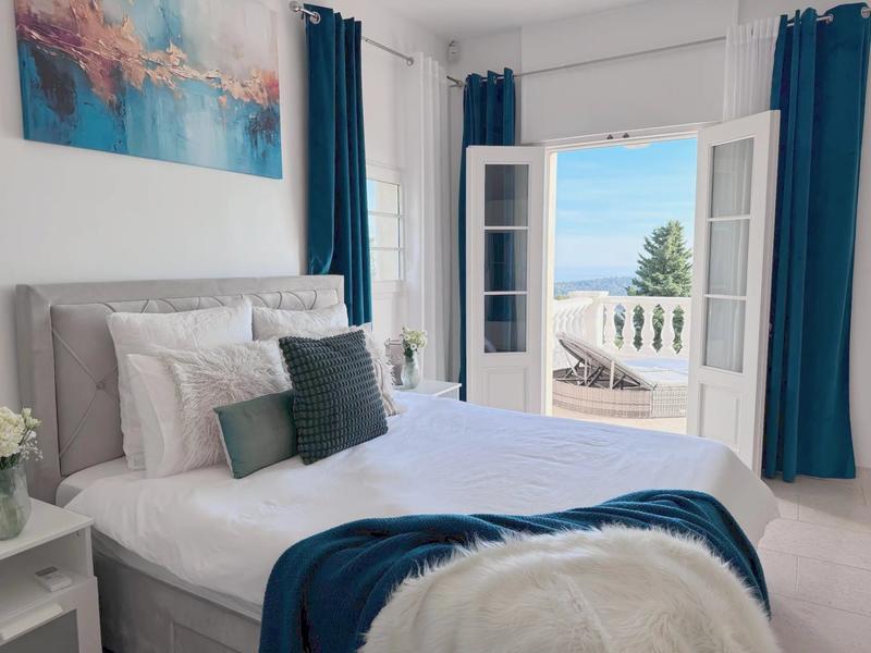 Villa - 385 m² - 11 pièces