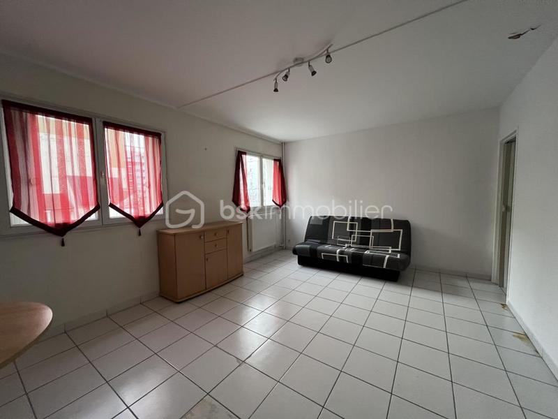 Studio - 32 m² - 2 pièces