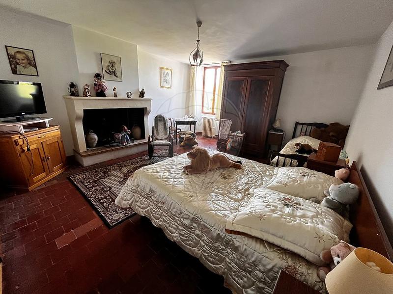 Maison - 427 m² - 12 pièces