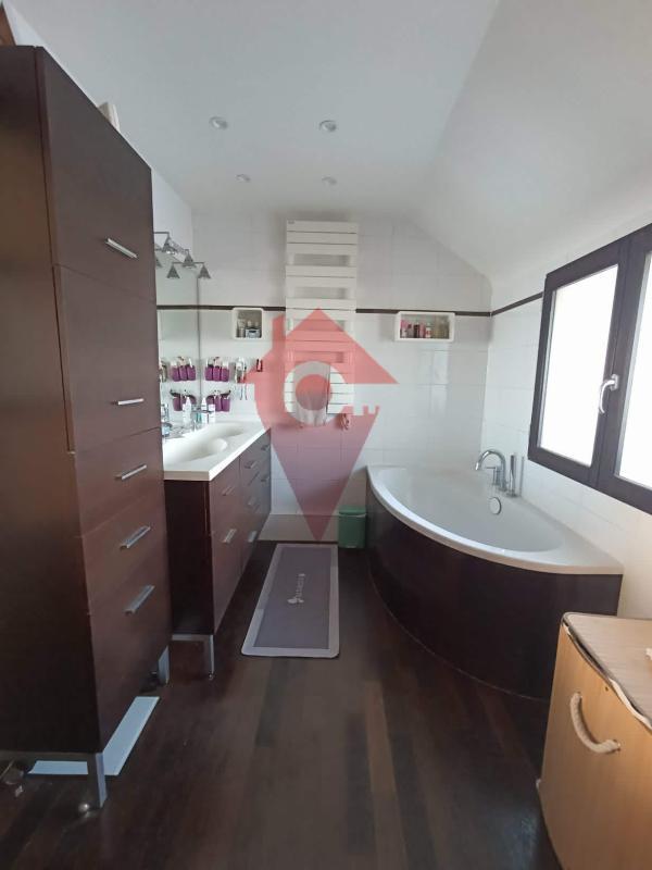 Maison de village - 110 m² - 5 pièces