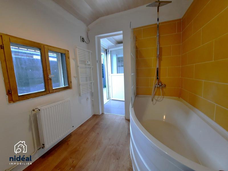 Maison - 82 m² - 4 pièces
