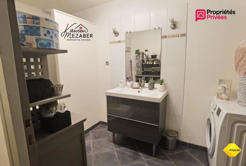 Appartement - 92 m² - 5 pièces