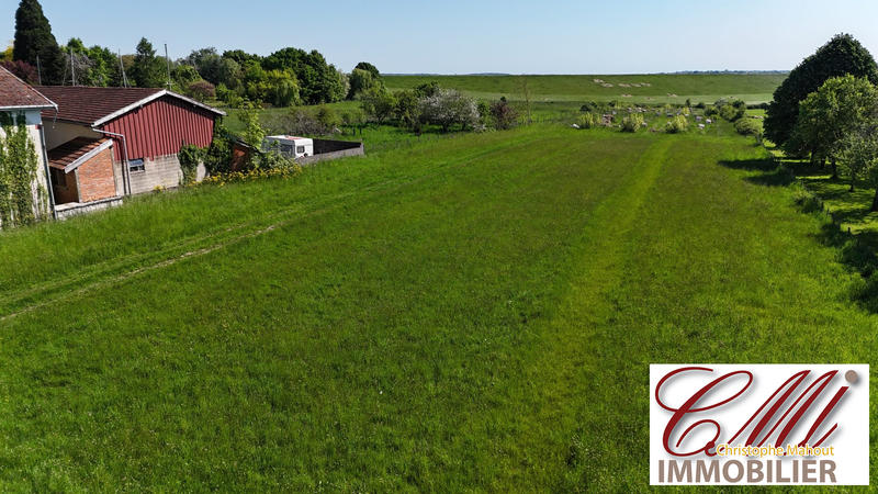 Terrain - 10 137 m²