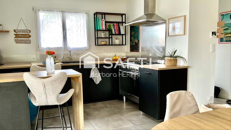 Maison - 90 m² - 4 pièces