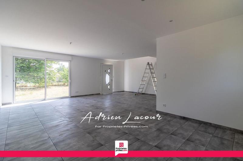 Parking / Garage - 106 m²