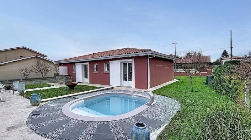 Maison - 105 m² - 5 pièces