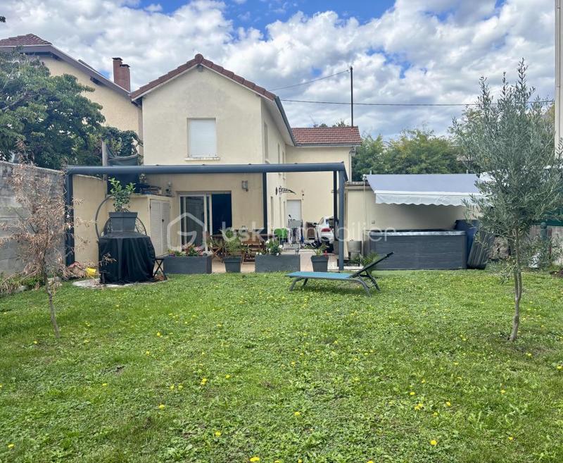 Maison ancienne - 106 m² - 4 pièces