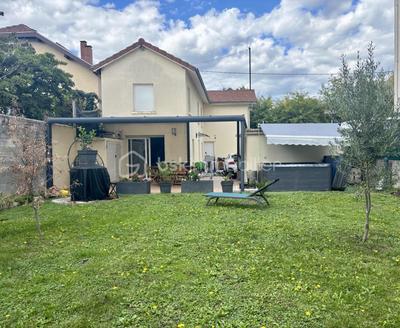 Maison ancienne - 106 m² - 4 pièces