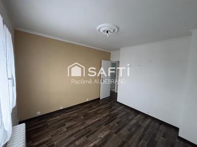 Maison - 99 m² - 5 pièces