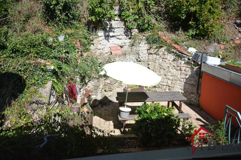 Fonds de commerce - Local commercial - 209 m²