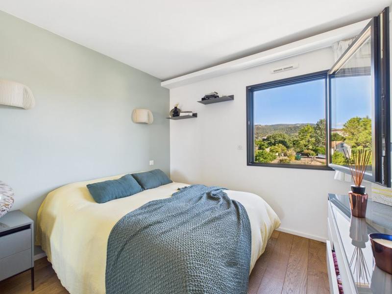 Appartement - 94 m² - 4 pièces