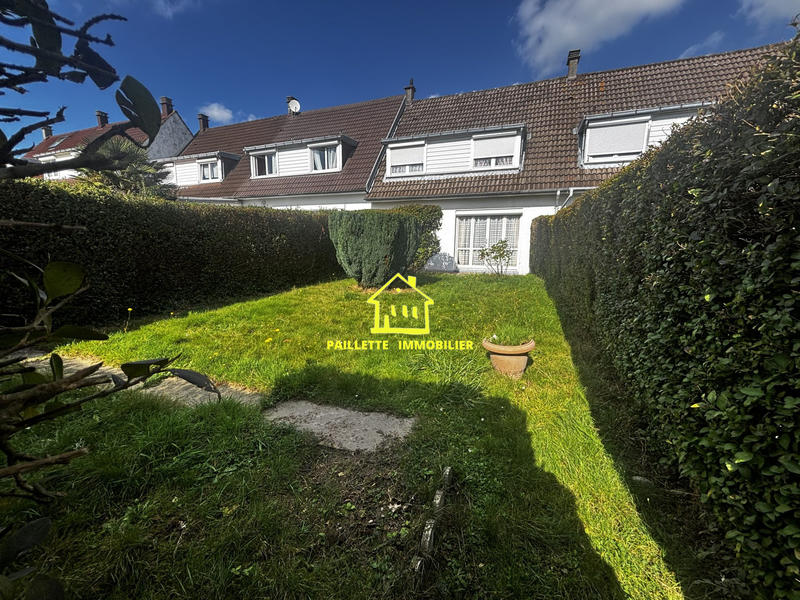 Maison - 98 m² - 5 pièces