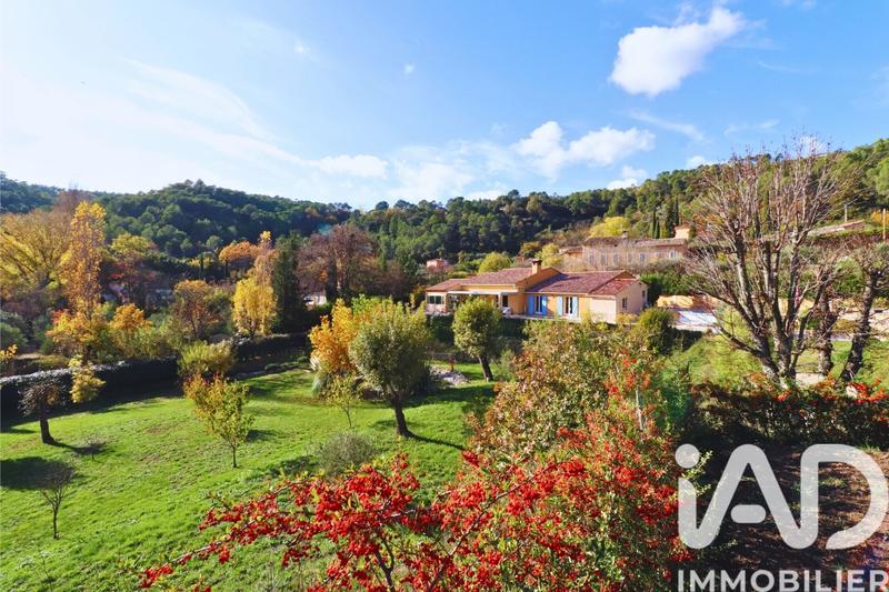 Maison - 187 m² - 5 pièces