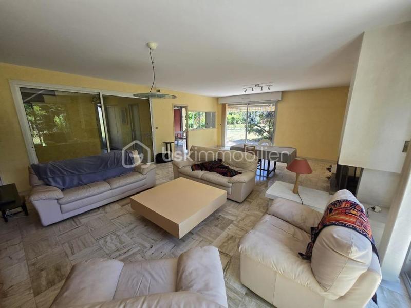 Pavillon - 124 m² - 6 pièces