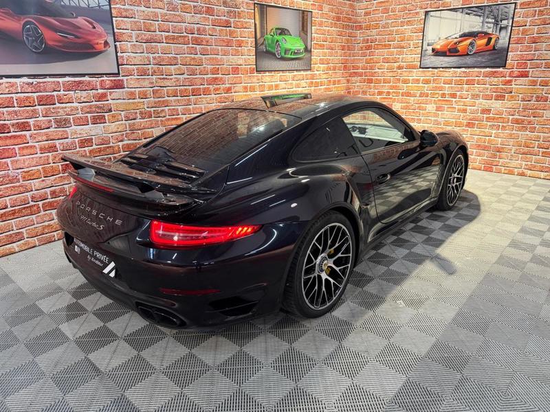 Porsche 911 turbo s