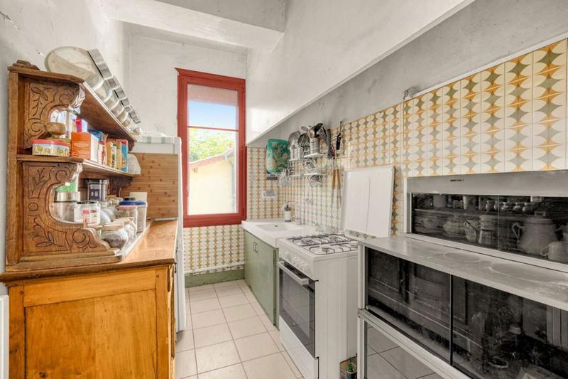 Maison - 200 m² - 6 pièces