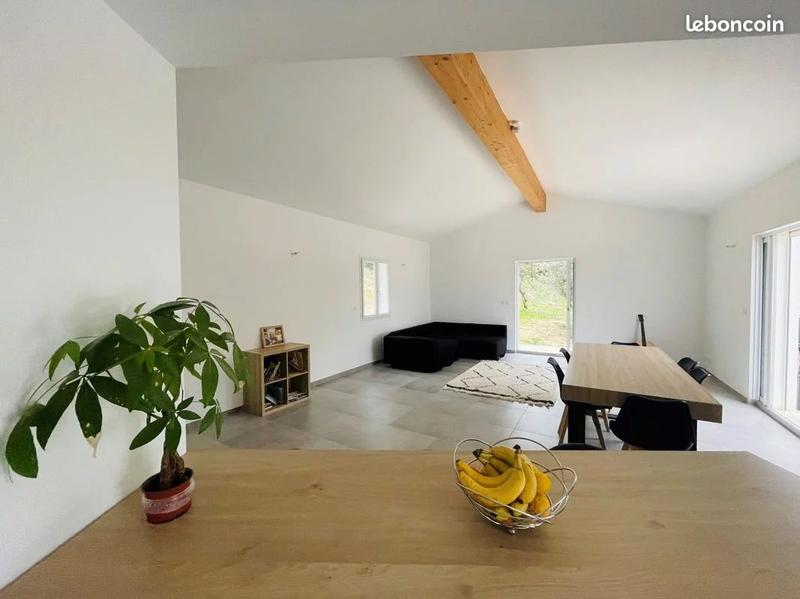 Villa - 139 m² - 6 pièces