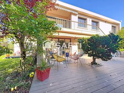 Maison - 186 m² - 7 pièces