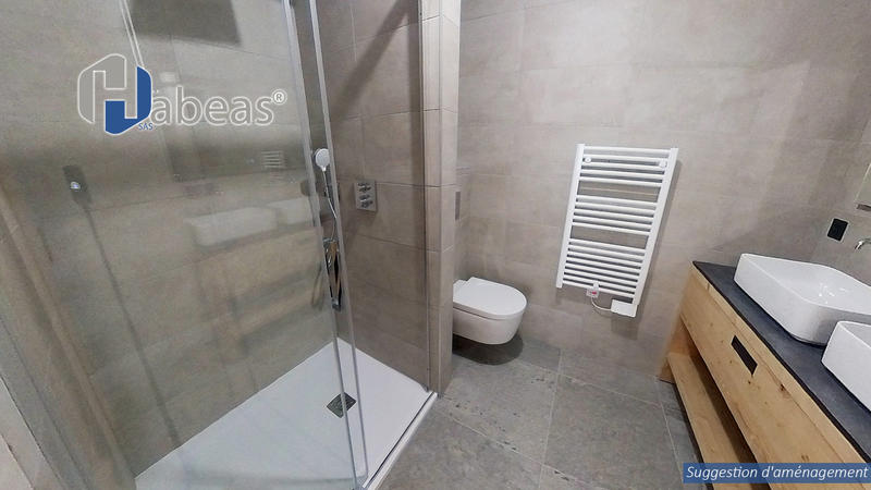 Appartement - 92 m² - 4 pièces