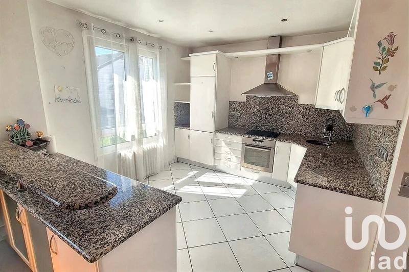 Maison - 112 m² - 6 pièces