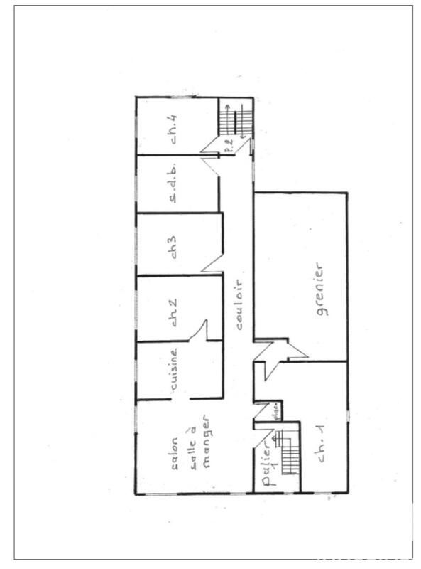 Maison - 219 m² - 15 pièces