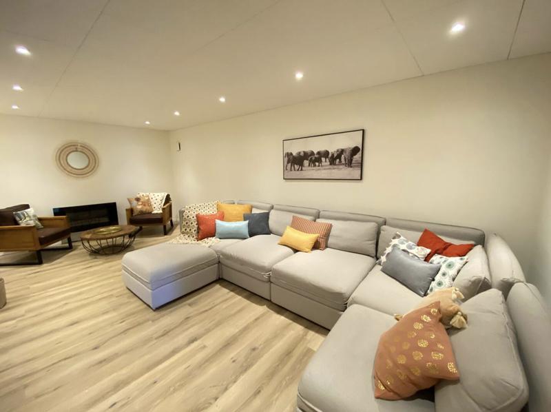 Villa - 262 m² - 6 pièces