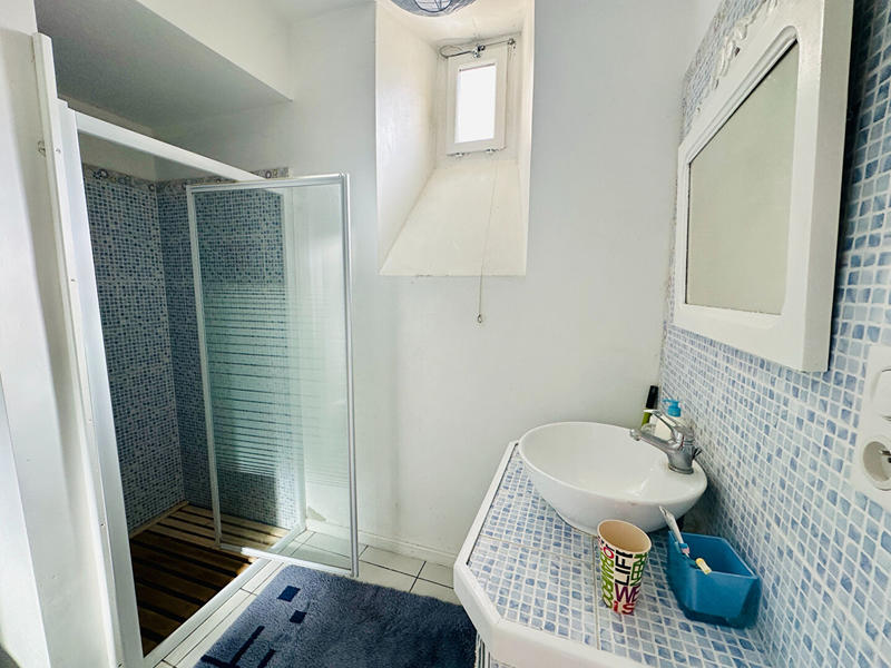 Maison - 322 m² - 9 pièces