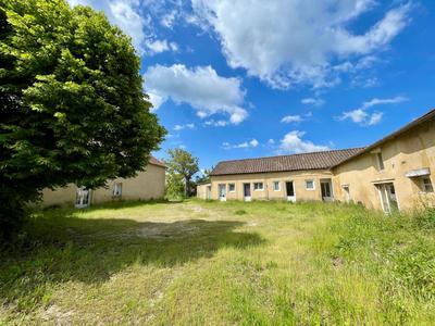 Maison - 520 m² - 17 pièces