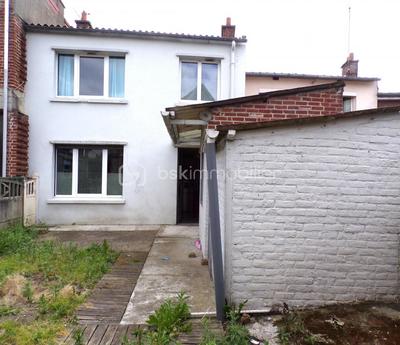 Maison de ville - 87 m² - 4 pièces