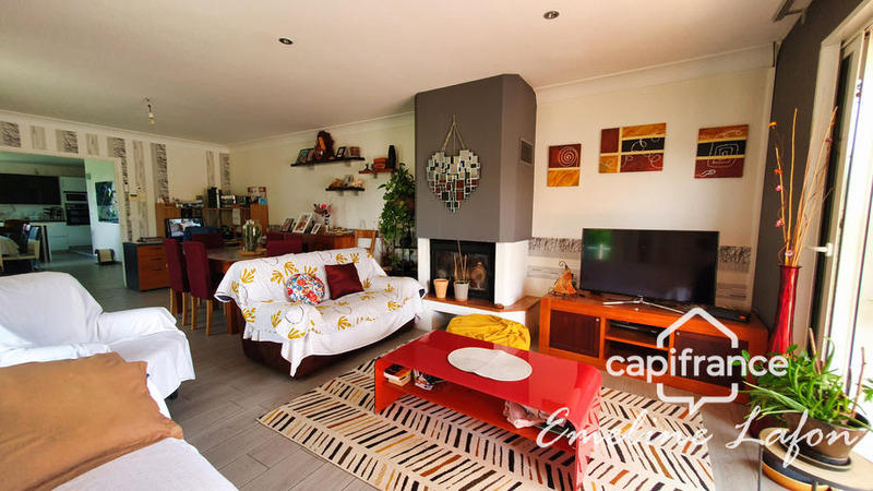 Maison - 196 m² - 8 pièces