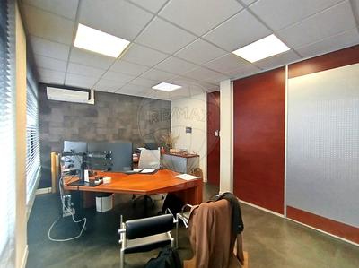 Bureau - 226 m² - 6 pièces