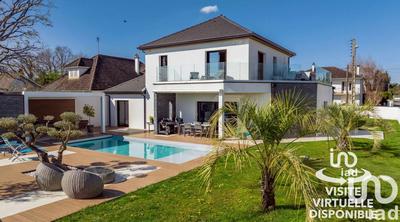 Maison - 154 m² - 5 pièces