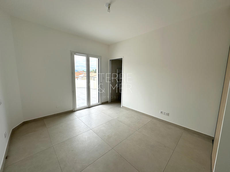 Appartement - 86 m² - 4 pièces