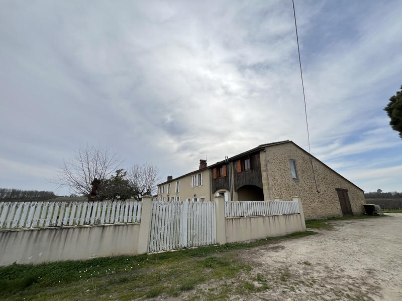 Maison - 548 m² - 12 pièces