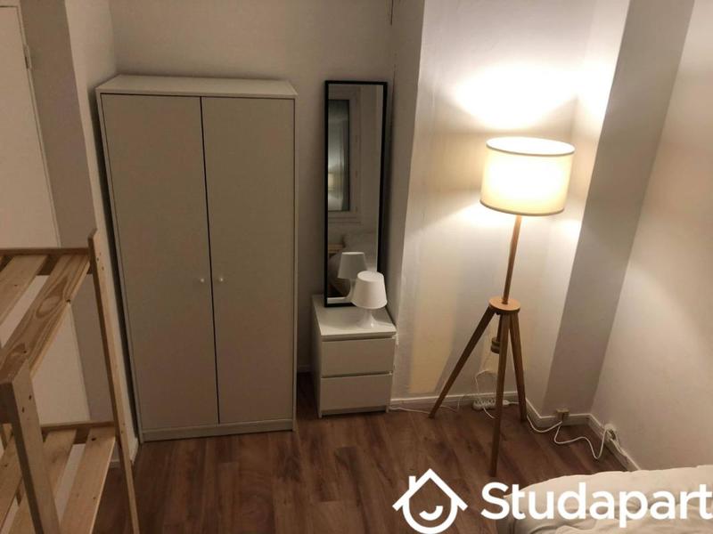 Chambre - 11 m² - 1 pièce