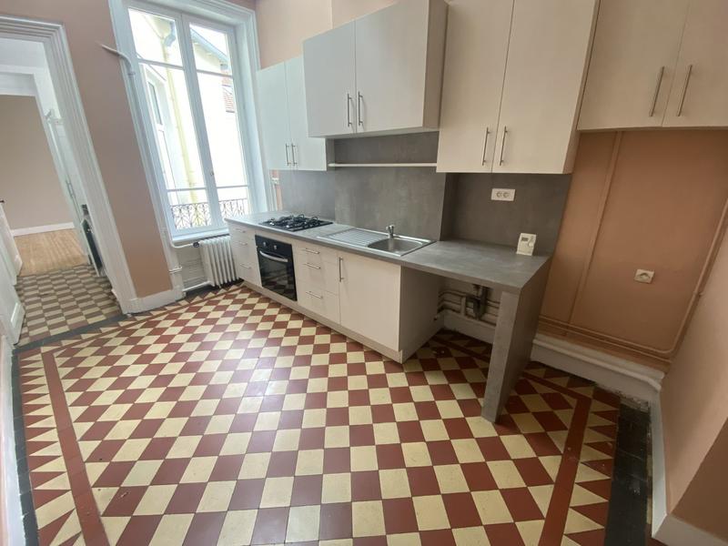 Appartement - 122 m² - 5 pièces