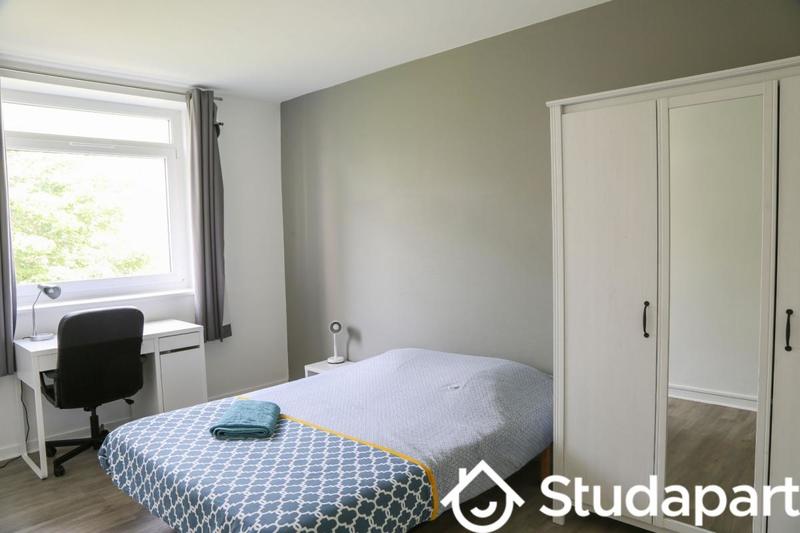 Chambre - 12 m² - 1 pièce