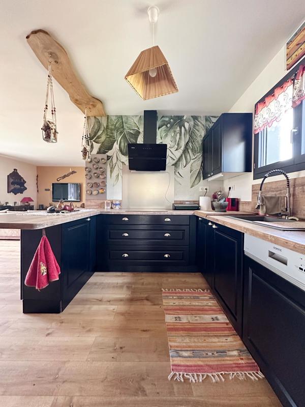 Maison - 90 m² - 3 pièces