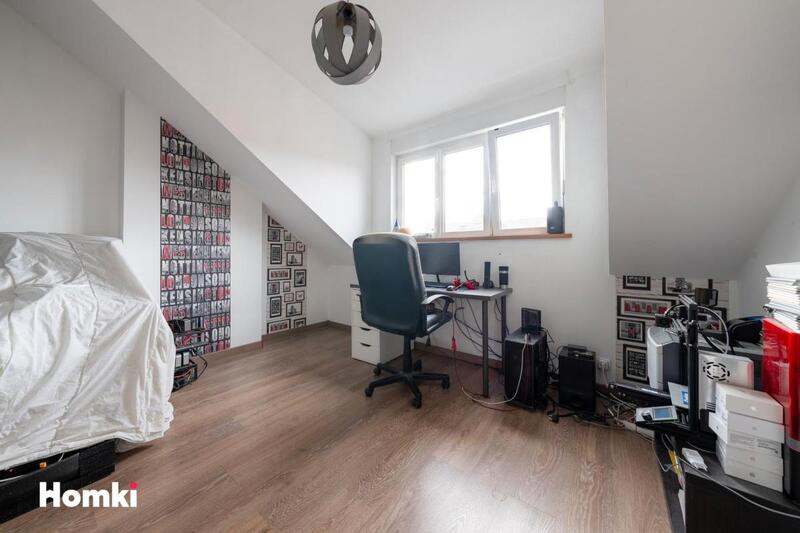 Maison - 139 m² - 6 pièces