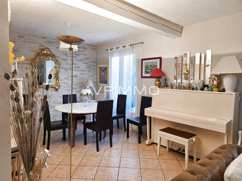 Maison - 114 m² - 5 pièces