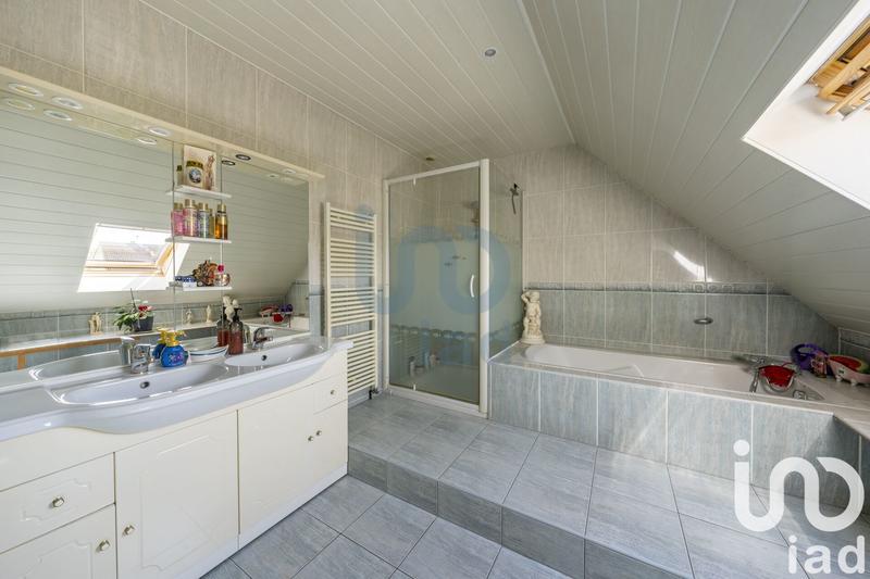 Maison - 145 m² - 6 pièces