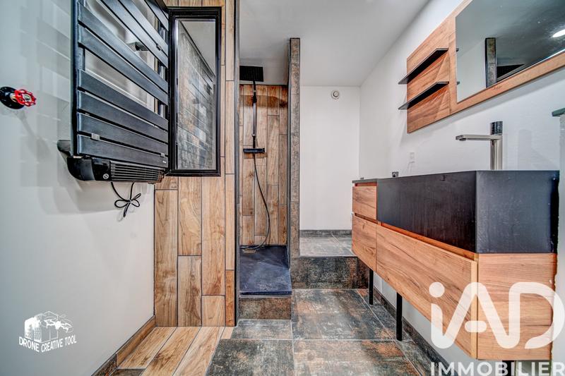 Appartement - 82 m² - 4 pièces