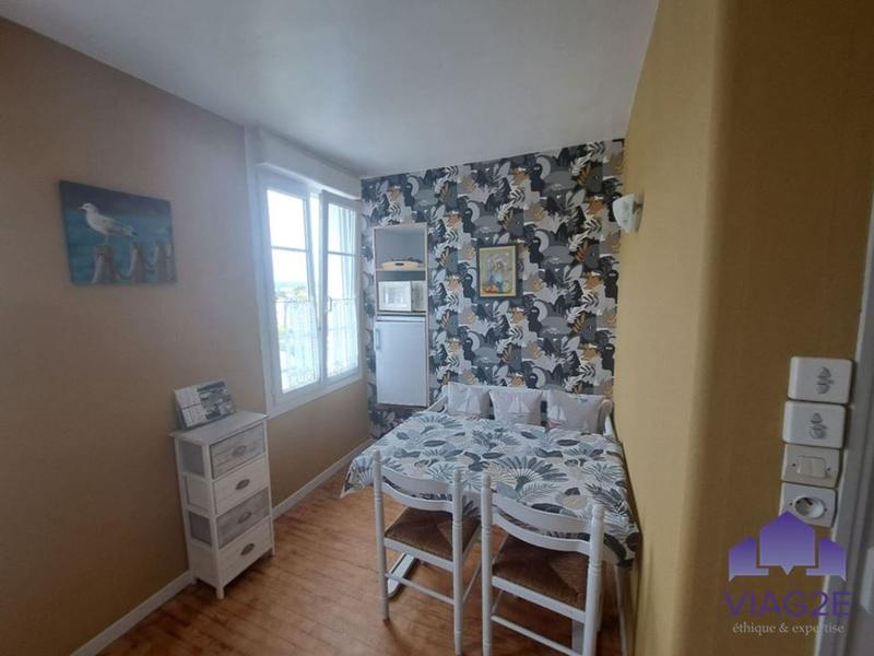 Maison traditionnelle - 84 m² - 6 pièces